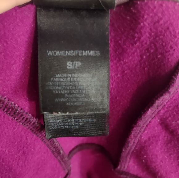 The North Face Women's Jacket Purple sz S - Picture 8 of 8